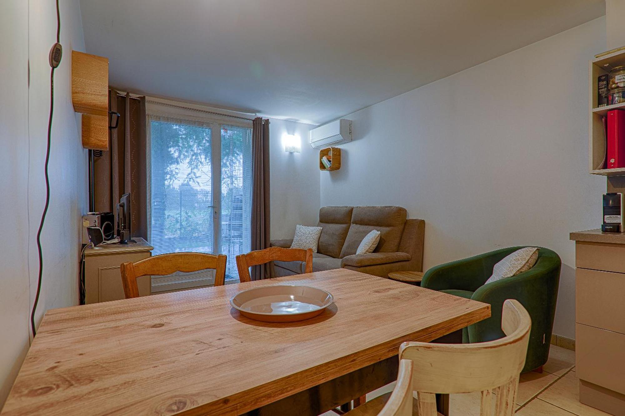 Au Epiceah, Logement A La Campagne Valence  Exterior foto